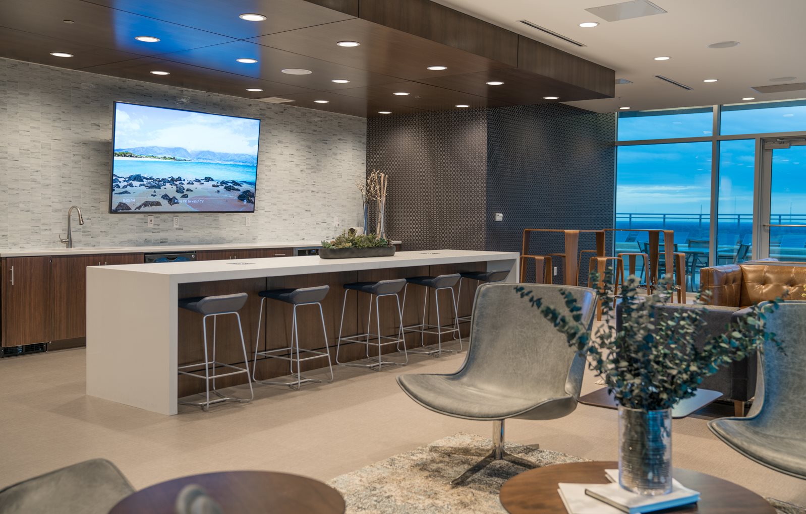 Two Twelve Clayton Apartments in Clayton, MO